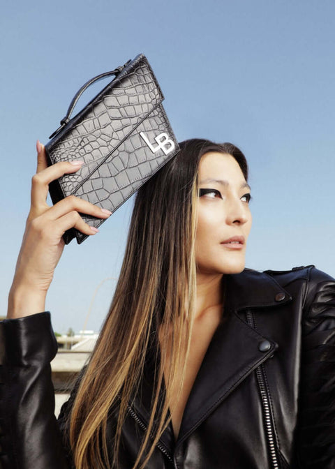 Vega Croco Black